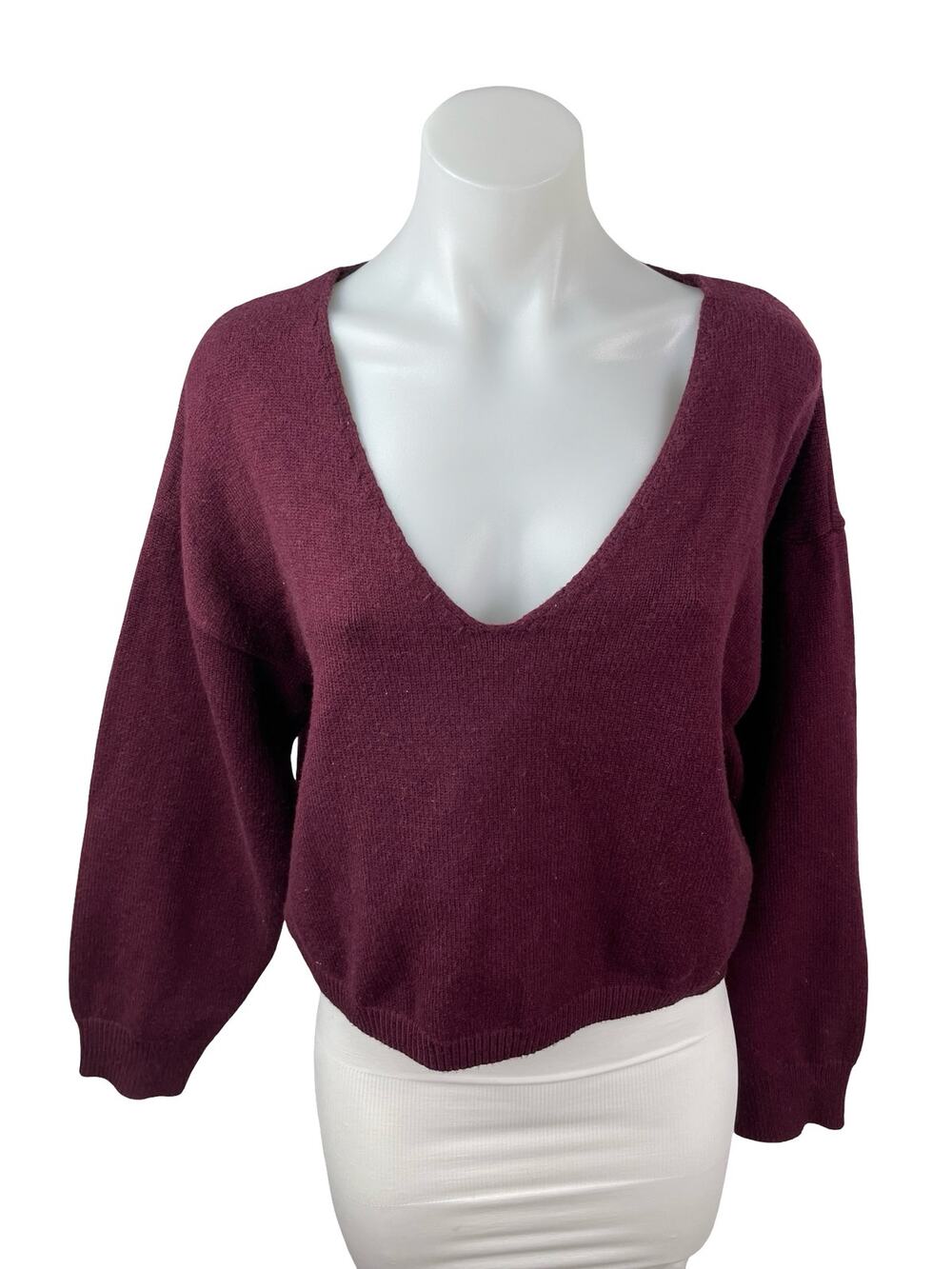 Sunday Stevens Women's Red Maroon V Neck Long Sleeve Cropped Sweater Top Size S